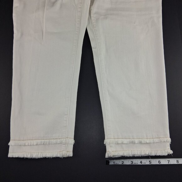 Chico's So Slimming Stacked Fray Girlfriend Crop Jeans Women's Size 14 Sea Salt - Picture 3 of 8